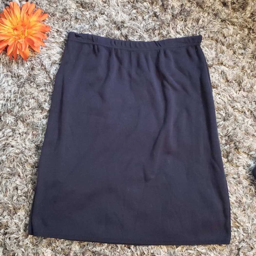 NWT NAVY BLUE ACRYLIC SKIRT SZ XL SEE DESC.
